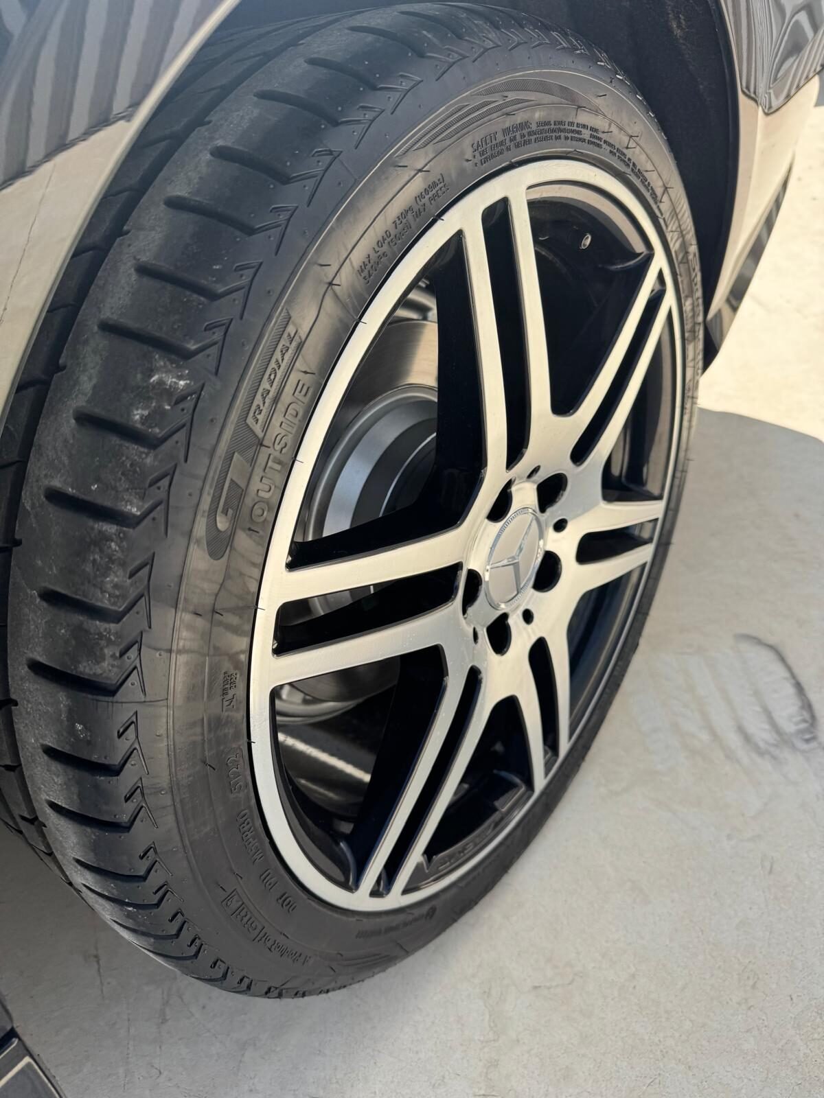 MERCEDES-BENZ Clase E 350 CGI AMG